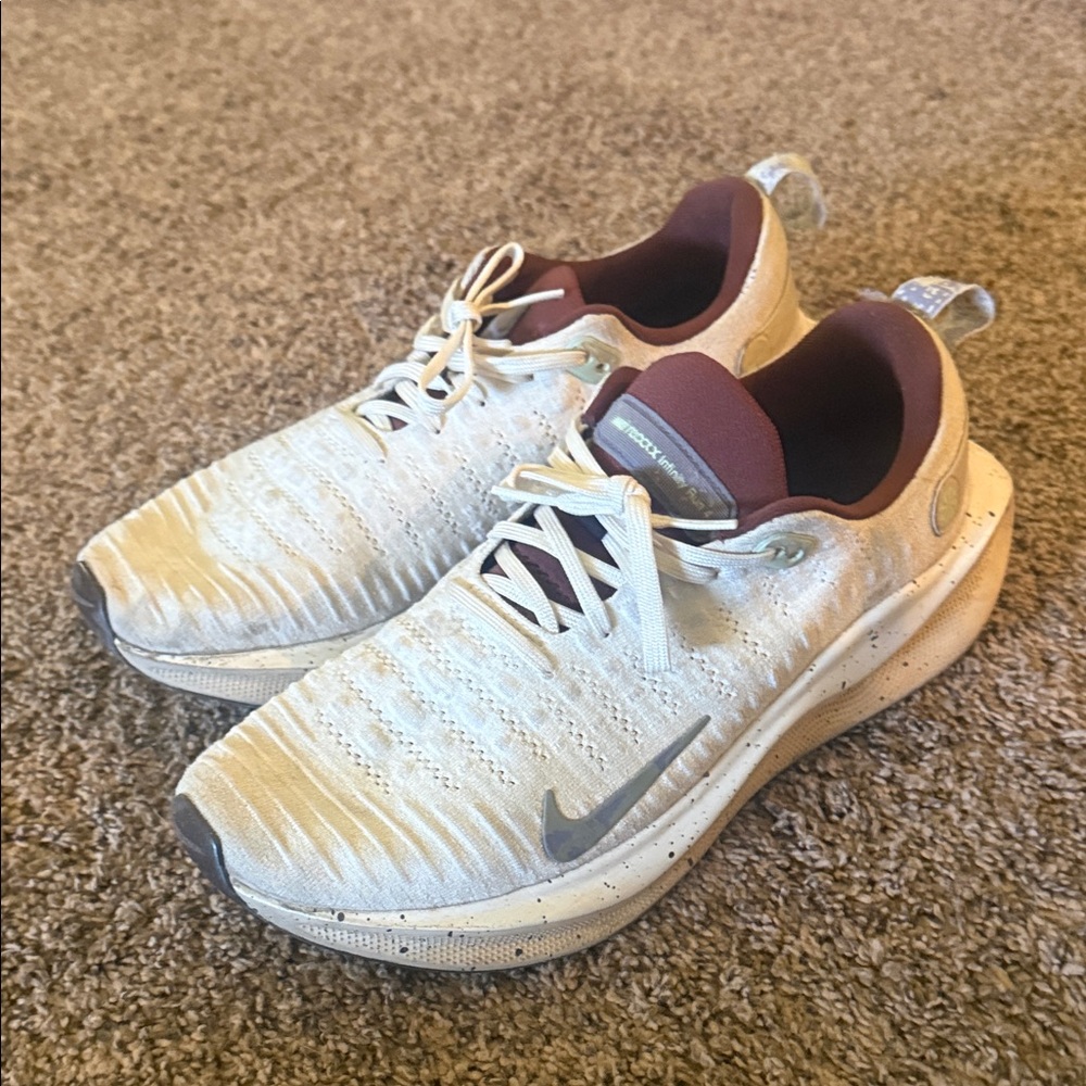 Nike Running Shoes with Maroon Accent